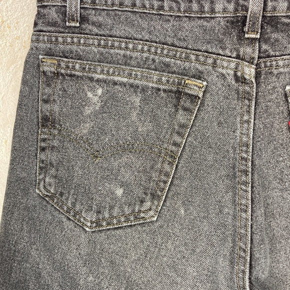 Vintage 550 Levi’s Shorts - Picture 6 of 8